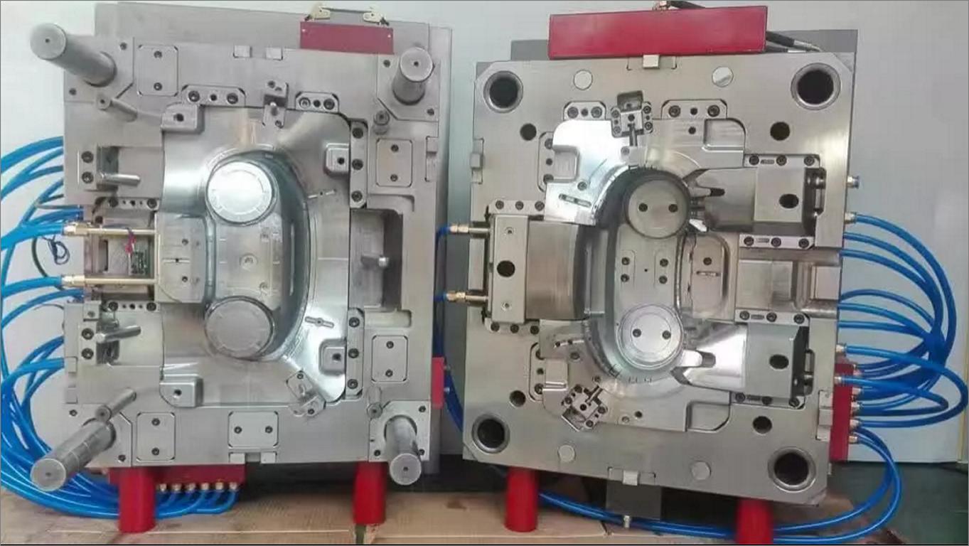 Hot Runner Mould