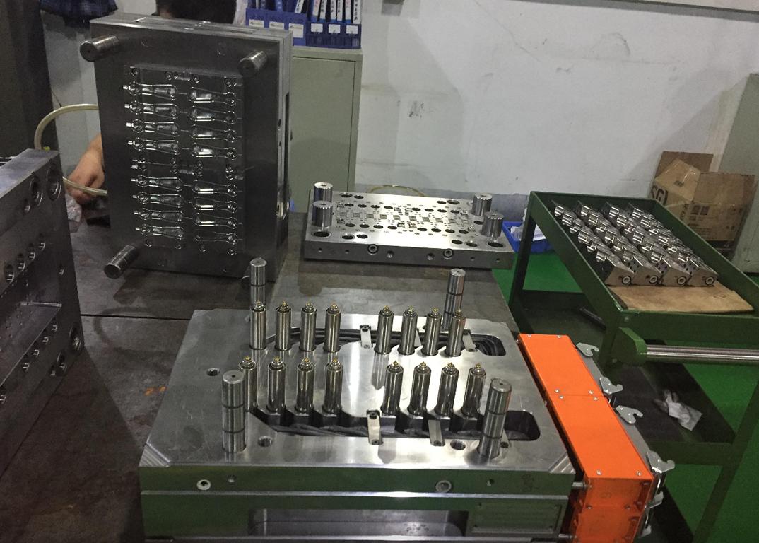 Multi Cavity Injecti