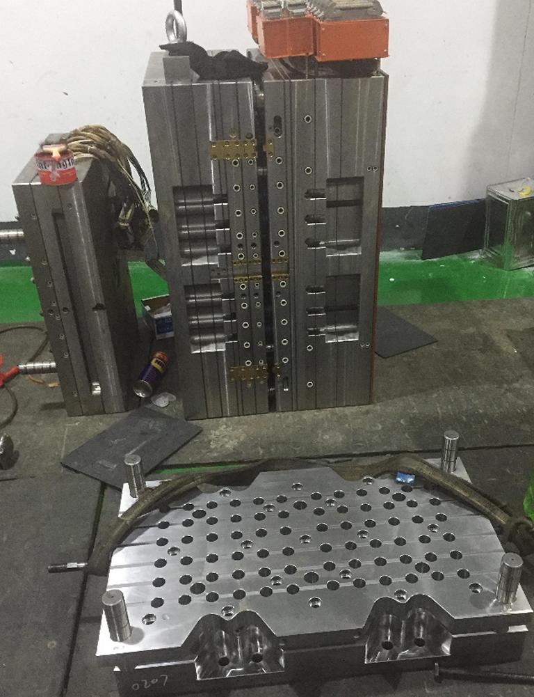 Multi Cavity Injecti
